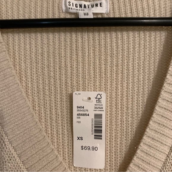 NWT V-Neck maxi belted sweater dress - Picture 10 of 10